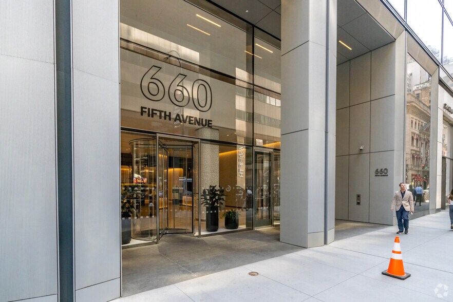 More Photos Of 660 Fifth Ave, New York Office For Lease