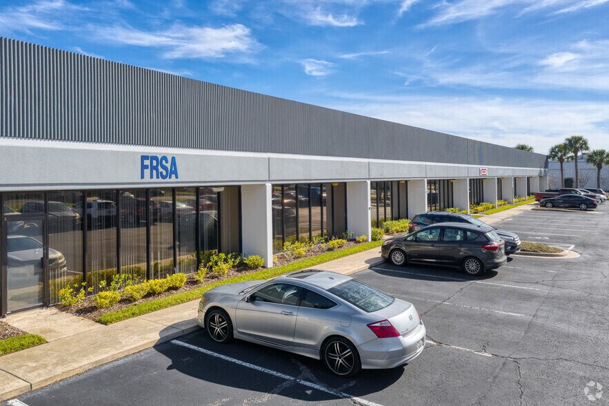 More Photos Of 6903-6947 University Blvd, Winter Park Unknown For Lease