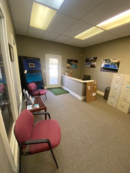 More Photos Of 2013 E Prairie Cir, Olathe Warehouse For Sale