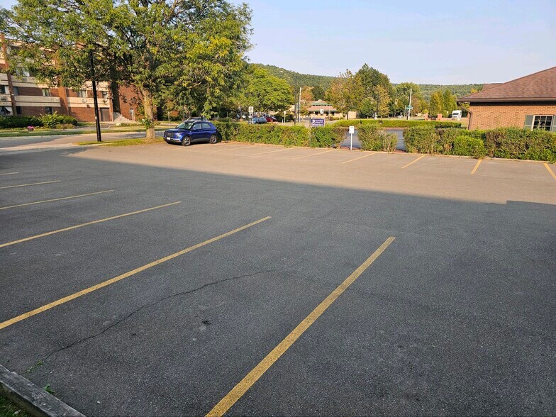 More Photos Of 218 Denison Pky E, Corning Storefront Retail Office For Lease