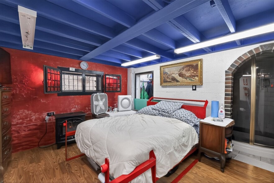 More Photos Of 3341-43 D St, Philadelphia Manufacturing For Sale