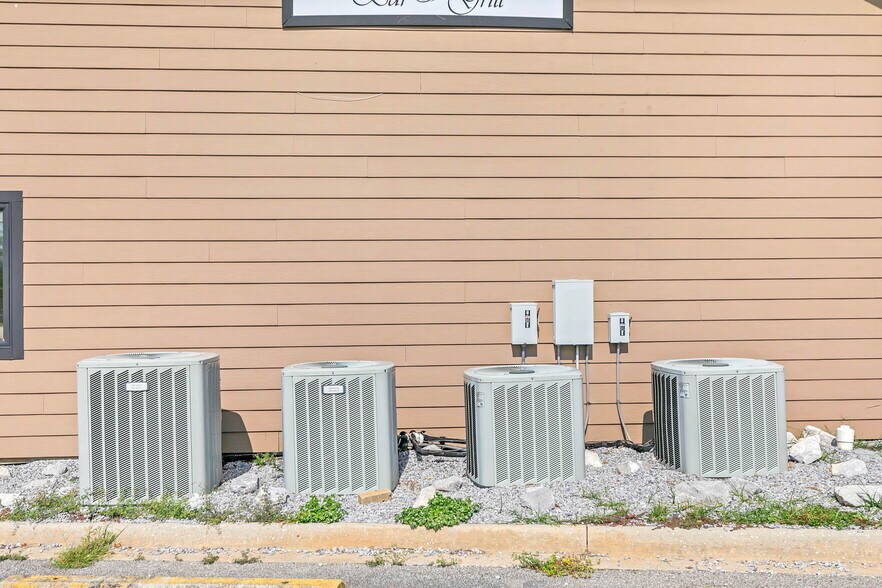 More Photos Of 2579 Douglas Ave, Brewton Restaurant For Sale