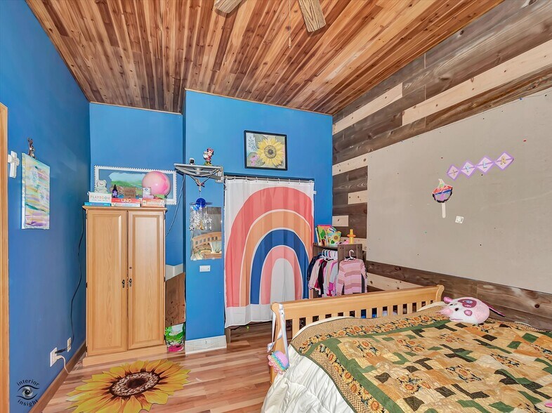 More Photos Of 2-4 E Front St, Newark Health Club For Sale