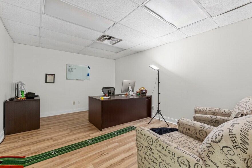 More Photos Of 40 Macon St, McDonough Medical For Lease