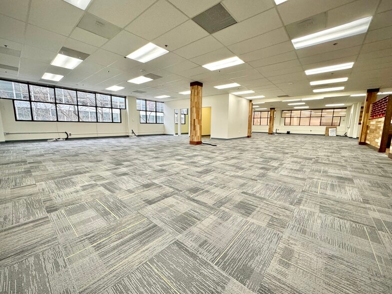 More Photos Of 888 Villa St, Mountain View Office For Lease