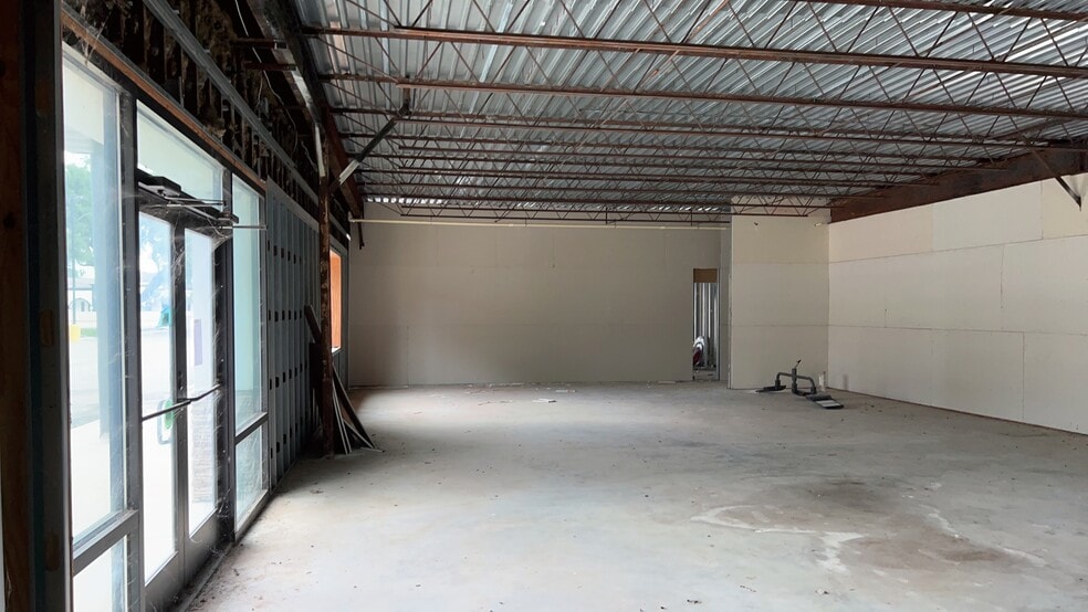 More Photos Of 1199 Nasa Pky, Houston Restaurant For Lease