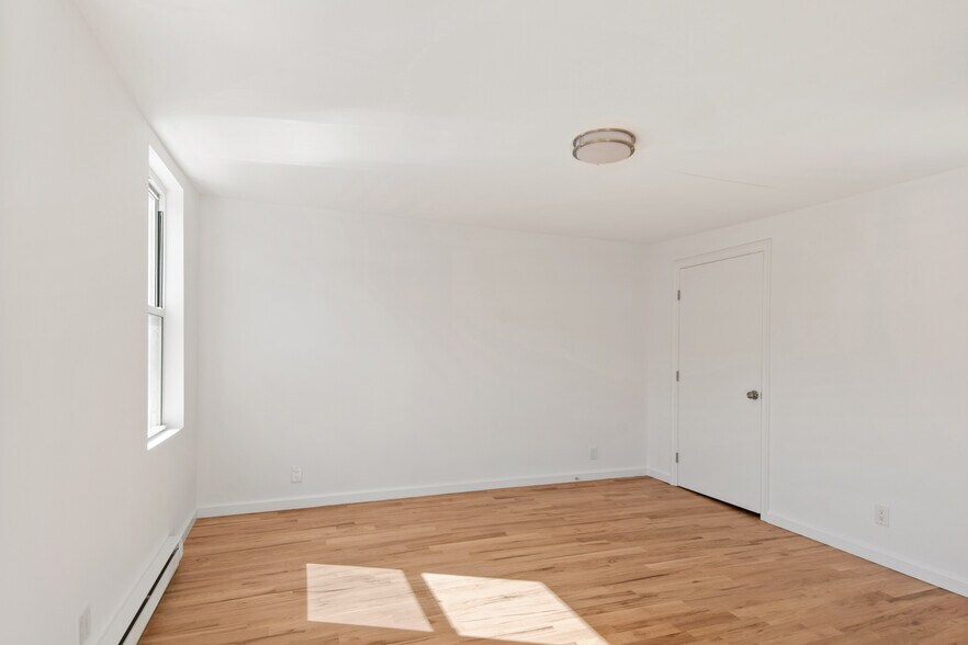 More Photos Of 811 Courtlandt Ave, Bronx Apartments For Sale