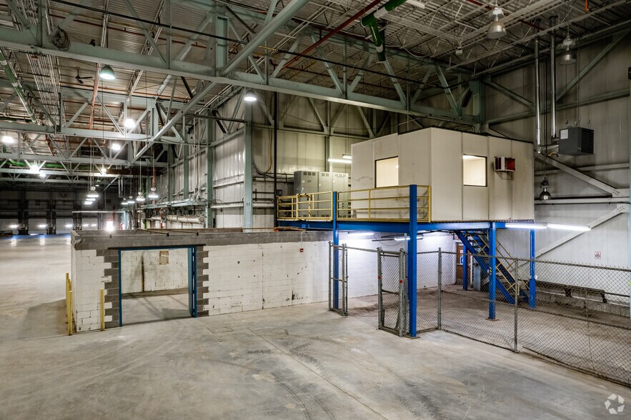 More Photos Of 1080 River Ave, Pittsburgh Warehouse For Lease