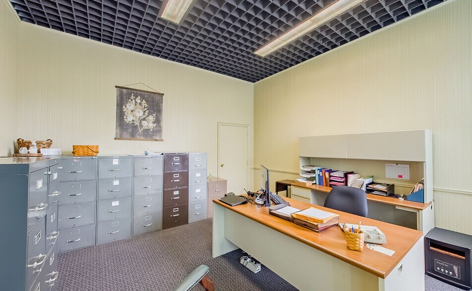 More Photos Of 480 W 5th St, Bloomsburg Manufacturing For Sale