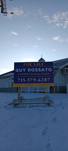 More Photos Of N5696 850th St, Elk Mound Bar For Lease