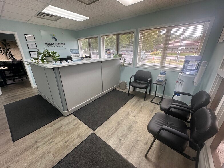 More Photos Of 1621 44th St SW, Grand Rapids Medical For Sale