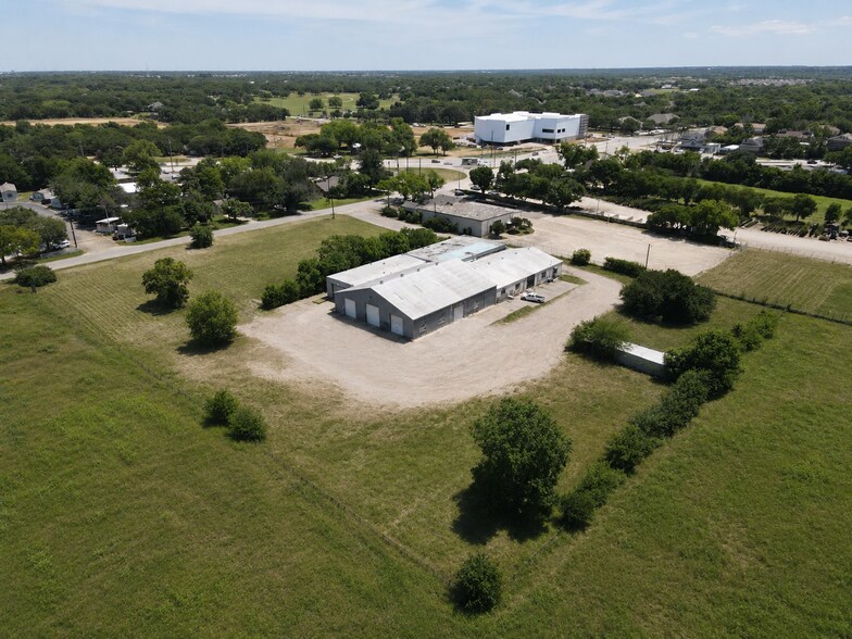 More Photos Of 2600 James St, Denton Warehouse For Lease