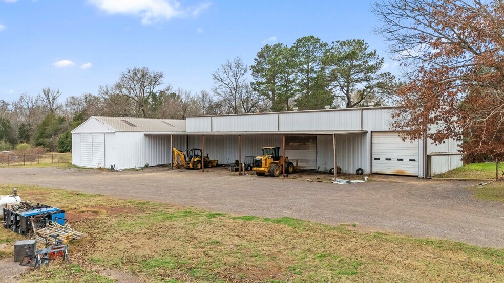 More Photos Of 5678 FM 1249 E, Kilgore Industrial For Sale