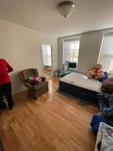 More Photos Of 128 S Market St, Frederick Apartments For Sale