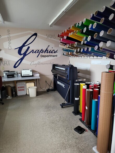 More Photos Of 3180 Genesee St, Buffalo Warehouse For Sale