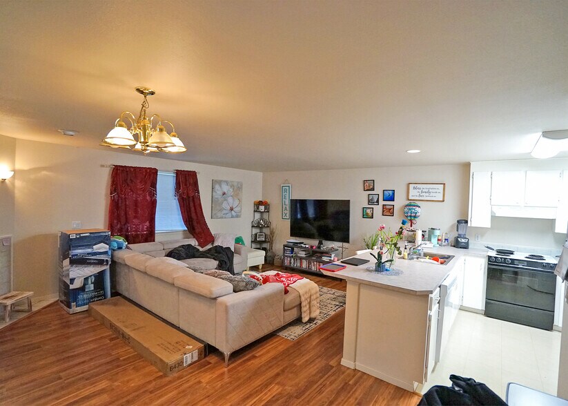 More Photos Of 3700 Carriage Park Ln, Yakima Apartments For Sale