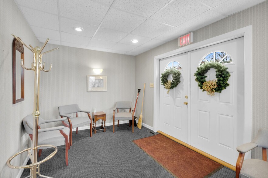 More Photos Of 1810 Washington Blvd, Easton Office Residential For Sale