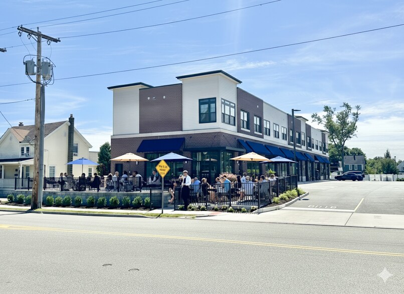 More Photos Of 57 Hamburg Tpke, Riverdale Restaurant For Lease