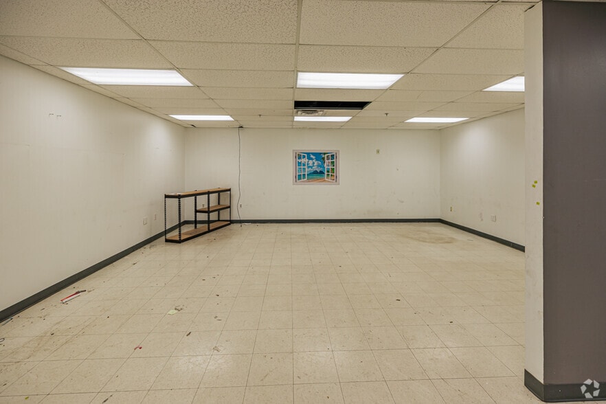 More Photos Of 4910 Northfield Rd, North Randall Freestanding For Lease