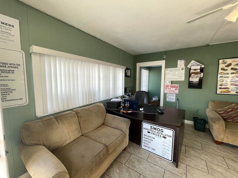 More Photos Of 49927 Twentynine Palms Hwy, Morongo Valley Auto Repair For Sale