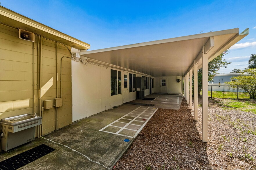 More Photos Of 4001 Skipper Rd, Tampa Schools For Sale