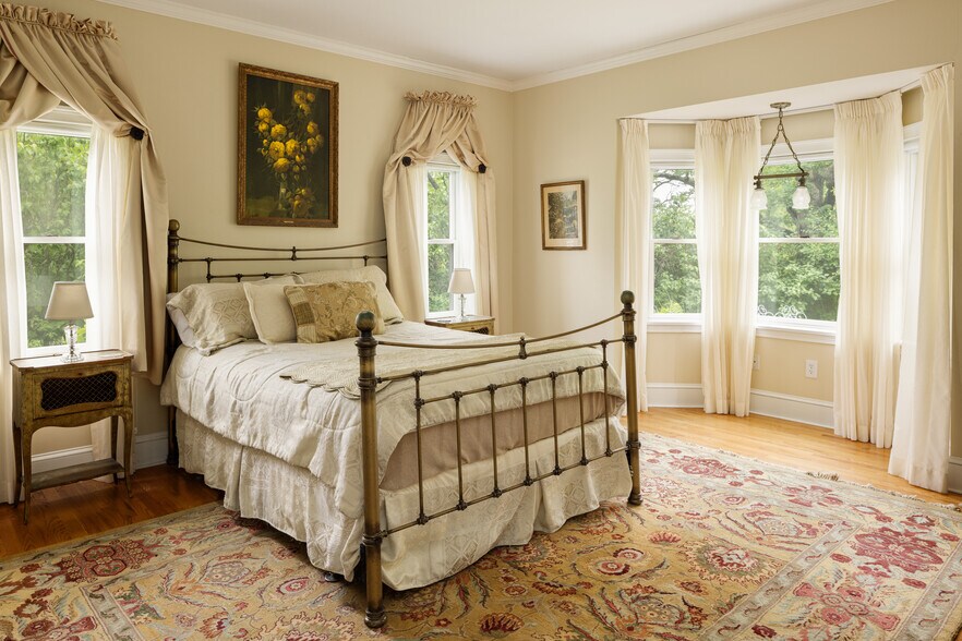 More Photos Of 4317 State Route 23, Hudson Hospitality For Sale