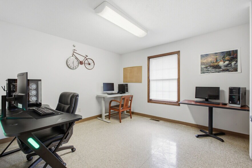 More Photos Of 437 Jefferson Rd, Fremont Shelter For Sale