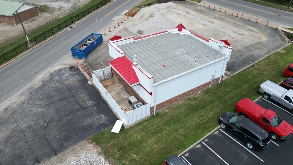 More Photos Of 516 W Liberty St, Wooster Service Station For Sale