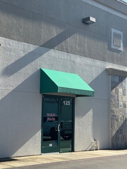 More Photos Of 111-135 D'Arcy Pky, Lathrop Light Distribution For Sale