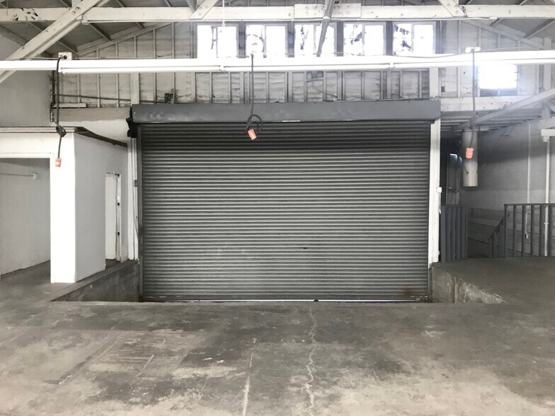 More Photos Of 3312 E Pico Blvd, Los Angeles Warehouse For Sale