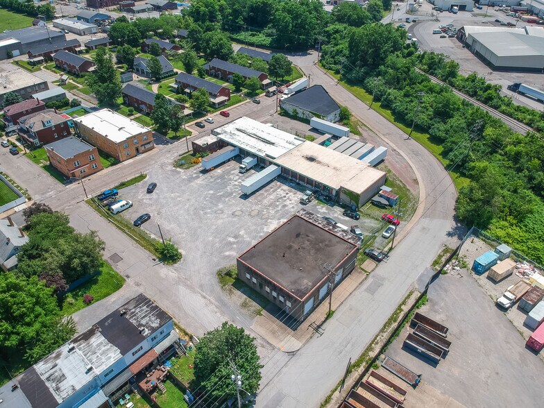 More Photos Of 98 Sproul St, McKees Rocks Truck Terminal For Sale