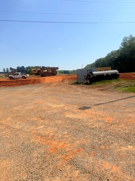 More Photos Of 24546 AL Highway 14, Aliceville Flex For Sale