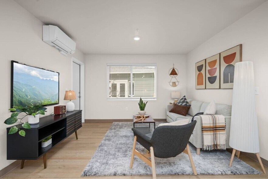 More Photos Of 200 E McCorquedale Rd, Burlington Apartments For Sale