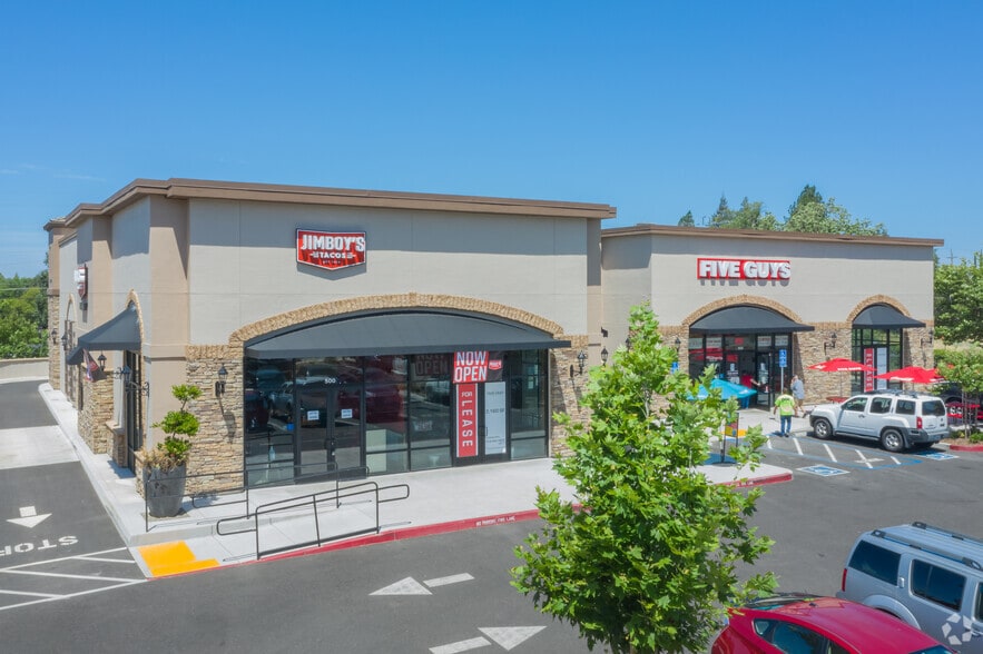 More Photos Of 5440 Hazel Ave, Fair Oaks Unknown For Lease