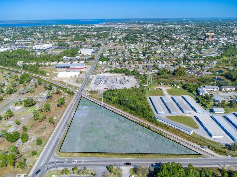 More Photos Of 1904 Lisenby Ave, Panama City Land For Lease