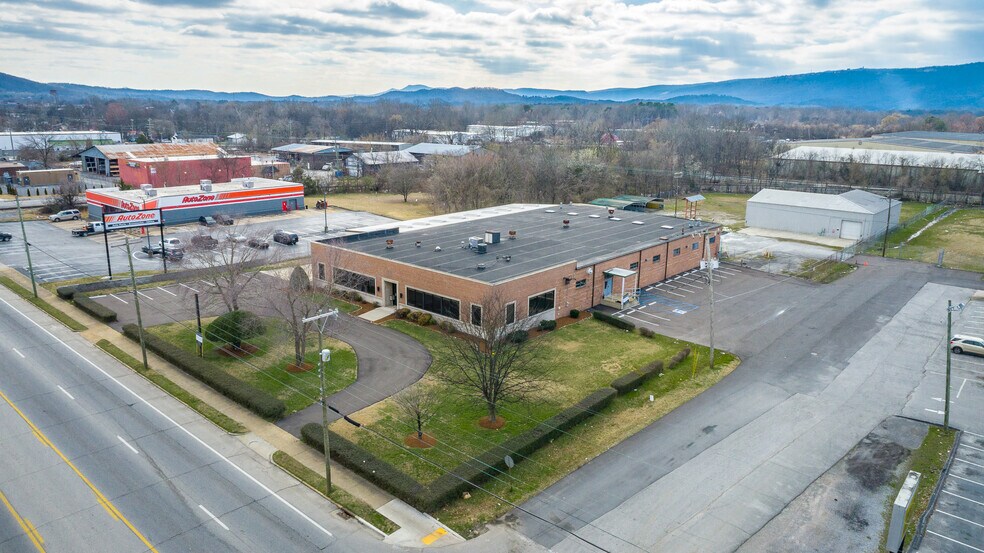 More Photos Of 4301 Rossville Blvd, Chattanooga Service For Lease