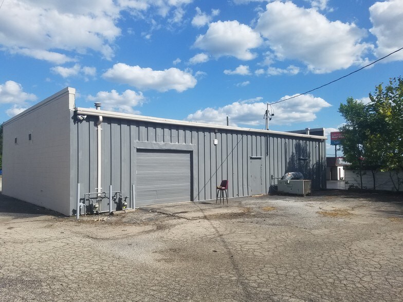 More Photos Of 1721 Woodman Dr, Dayton Freestanding For Sale