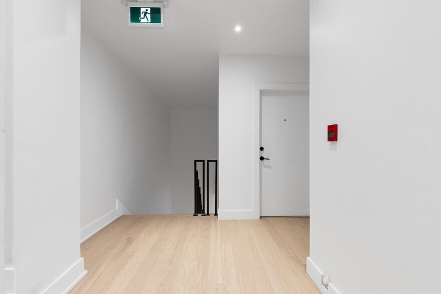 More Photos Of 2066-2070 Av Lincoln, Montréal Apartments For Sale