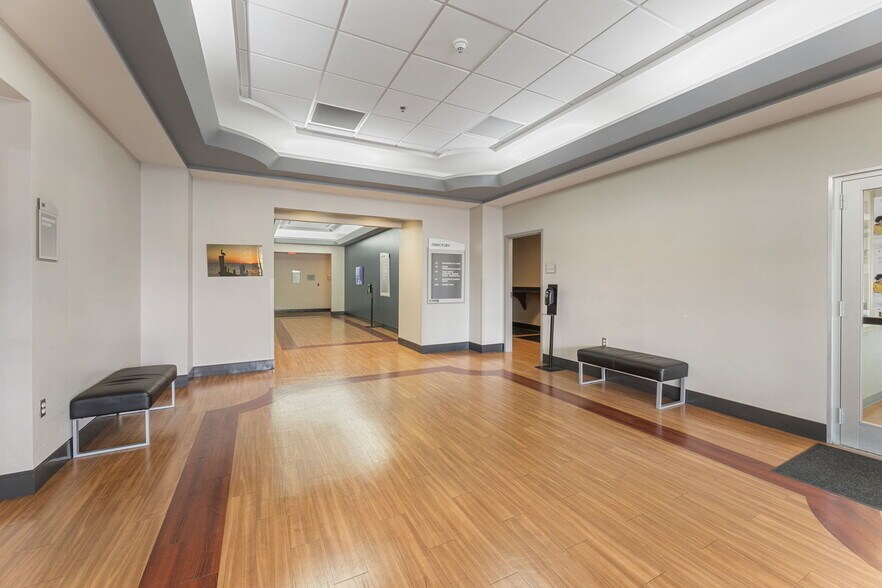 More Photos Of 5700 N Exp 77/83, Brownsville Medical For Sale