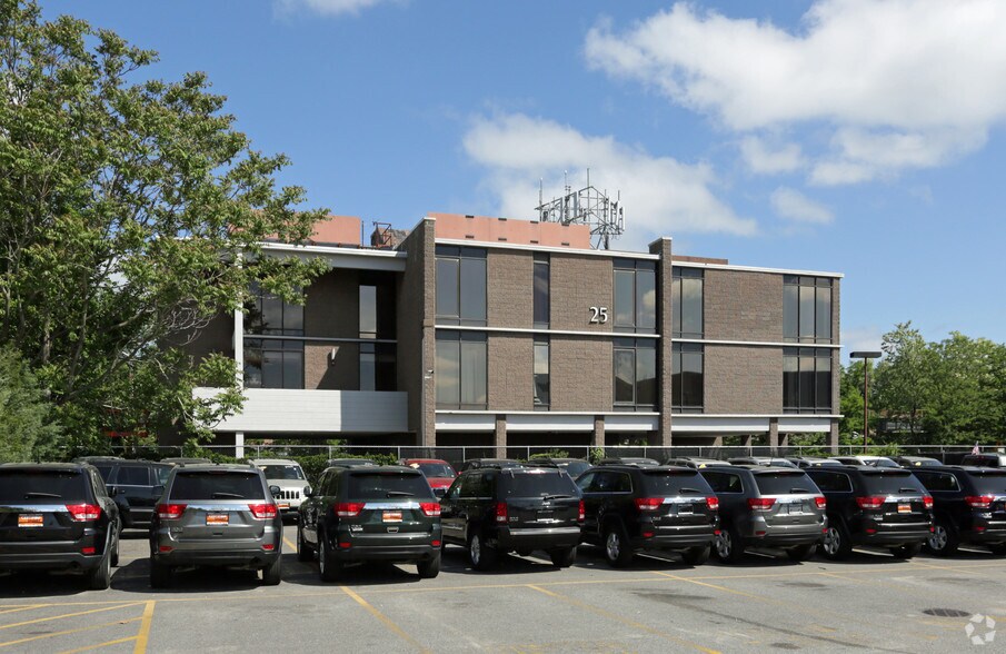 More Photos Of 25 S Service Rd, Jericho Office For Lease