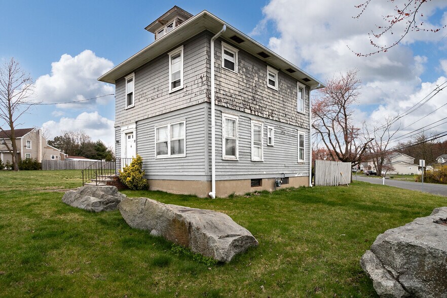 More Photos Of 37 US Highway 130, Trenton Light Manufacturing For Sale