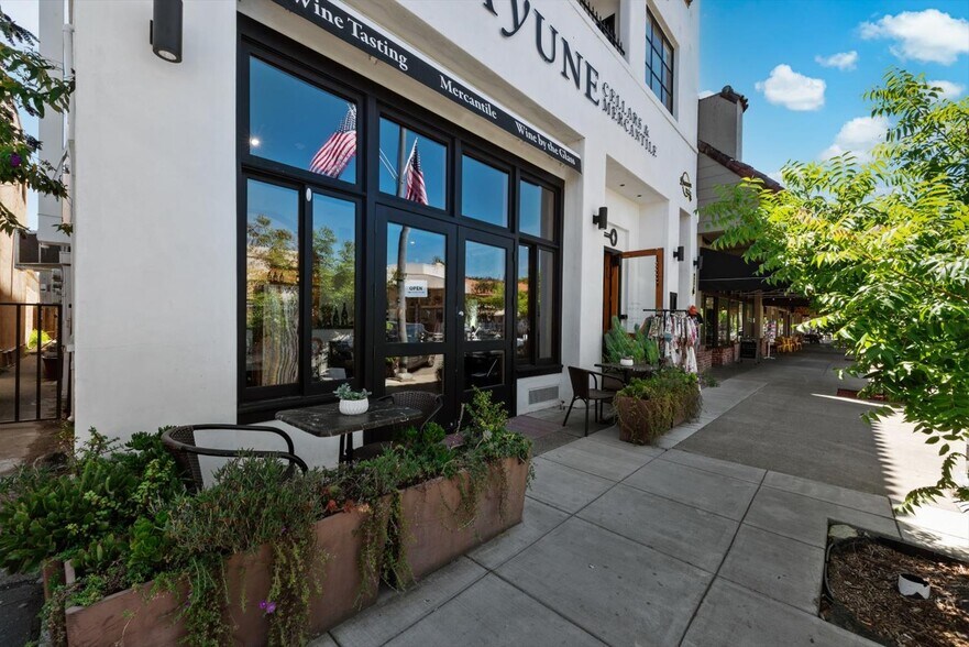 More Photos Of 1440 Lincoln Ave, Calistoga Storefront For Sale