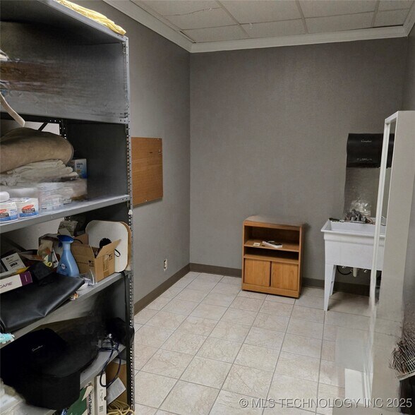 More Photos Of 523 E 6th St, Okmulgee Storefront Retail Office For Sale