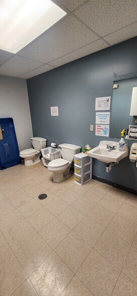 More Photos Of 129 Union City Rd, Prospect General Retail For Sale