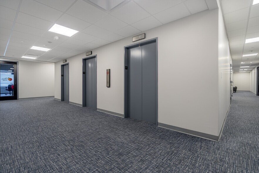 More Photos Of 55-75 Erieview Plz, Cleveland Office For Sale