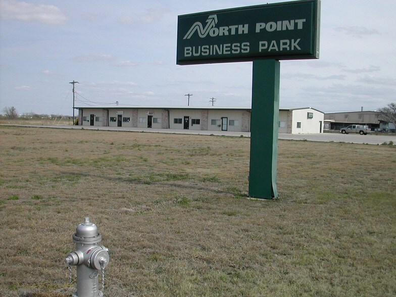 More Photos Of 2331 N Hwy 46, Seguin Light Distribution For Lease