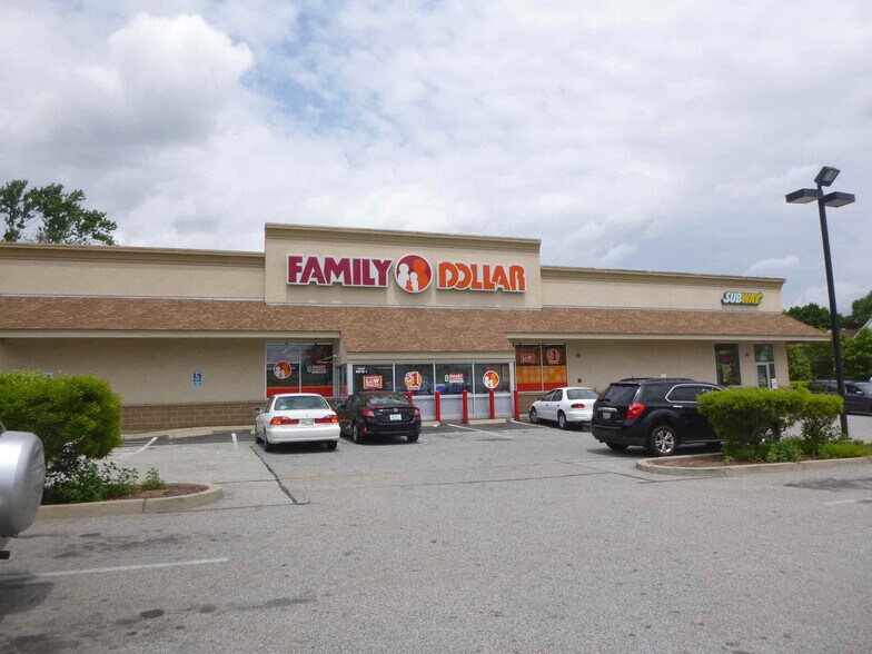 More Photos Of 539 Smith St, Providence Unknown For Lease