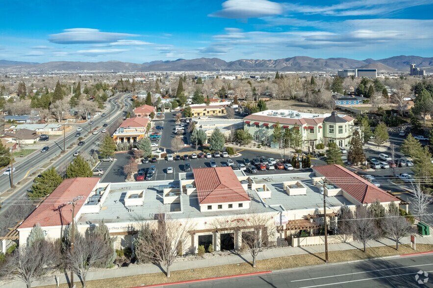 More Photos Of 550 W Plumb Ln, Reno General Retail For Lease