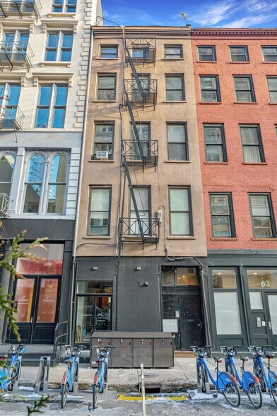 More Photos Of 302 Canal St, New York Apartments For Sale
