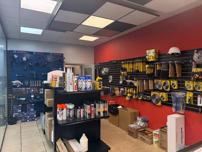 More Photos Of 7401 NW 32nd Ave, Miami Warehouse For Sale